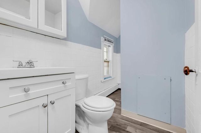 922 N Woodbridge Street, Saint Paul, MN 55117