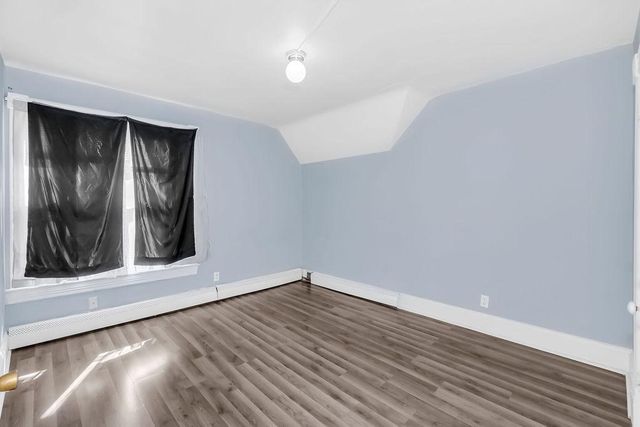 922 N Woodbridge Street, Saint Paul, MN 55117