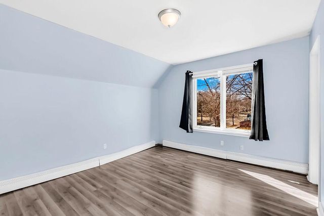 922 N Woodbridge Street, Saint Paul, MN 55117