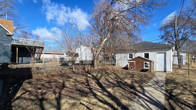 922 N Woodbridge Street, Saint Paul, MN 55117