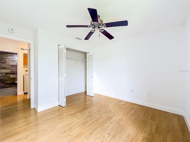 5247 VINELAND ROAD 202, Orlando, FL 32811