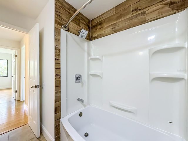 5247 VINELAND ROAD 202, Orlando, FL 32811