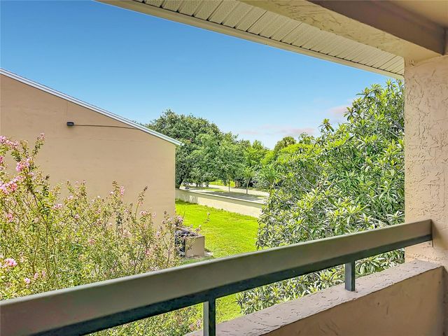 5247 VINELAND ROAD 202, Orlando, FL 32811