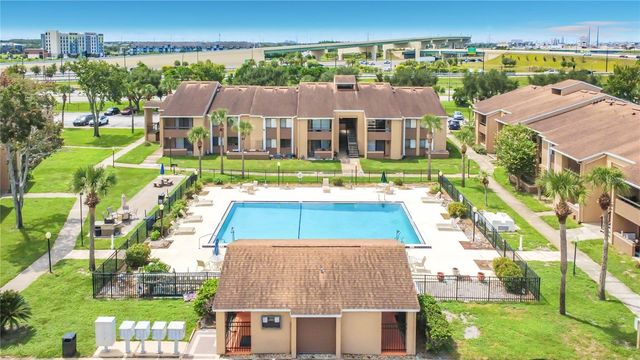 5247 VINELAND ROAD 202, Orlando, FL 32811