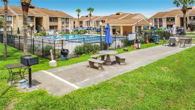 5247 VINELAND ROAD 202, Orlando, FL 32811