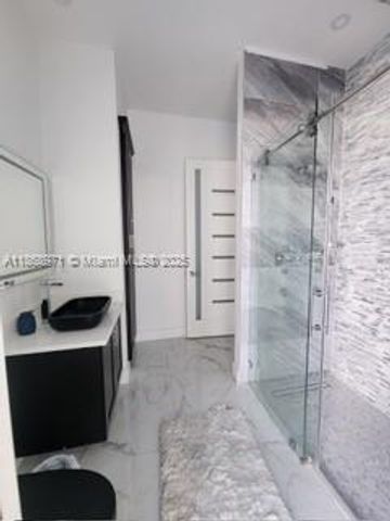 6031 S MOSS CIR, La Belle, FL 33935