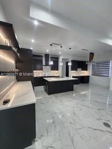 6031 S MOSS CIR, La Belle, FL 33935