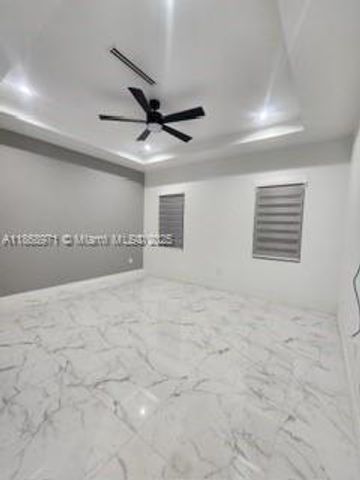 6031 S MOSS CIR, La Belle, FL 33935