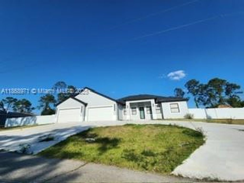 6031 S MOSS CIR, La Belle, FL 33935