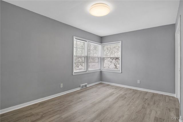 211 Dorchester Avenue, Syracuse, NY 13203