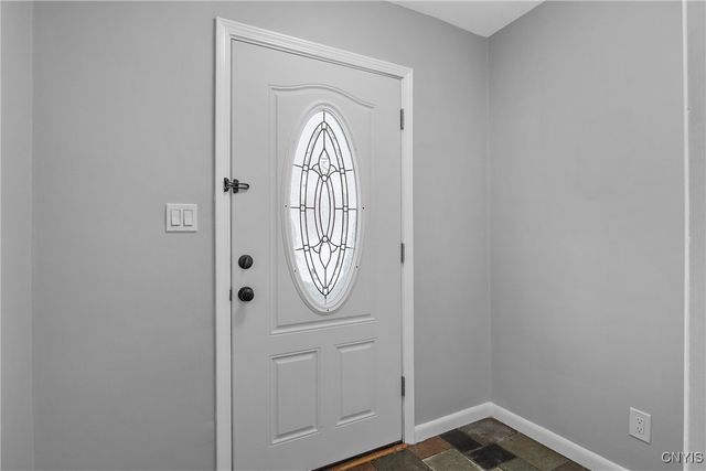 211 Dorchester Avenue, Syracuse, NY 13203