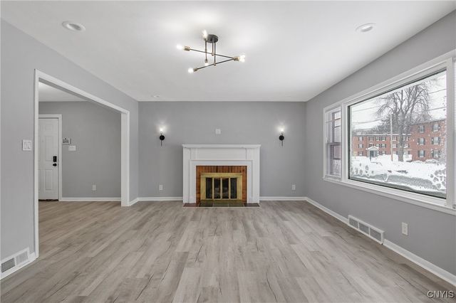 211 Dorchester Avenue, Syracuse, NY 13203