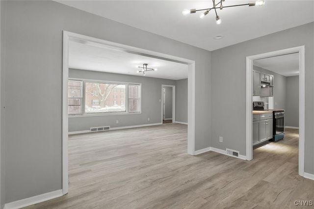 211 Dorchester Avenue, Syracuse, NY 13203