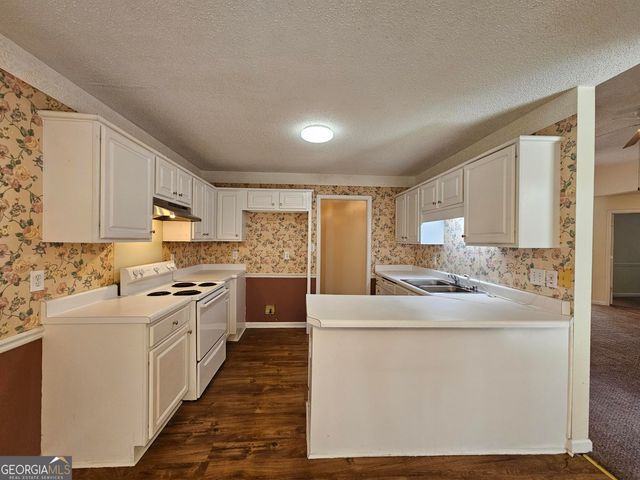 104 Meadow Wood Drive, Macon, GA 31206