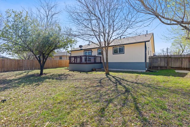 1002 Parkside CIR, Round Rock, TX 78664