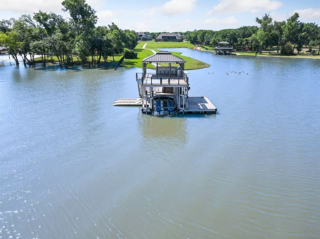 6412 Preferred Drive, Fort Worth, TX 76179