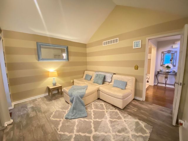 241 Country Club Lane, Canton, MI 48188