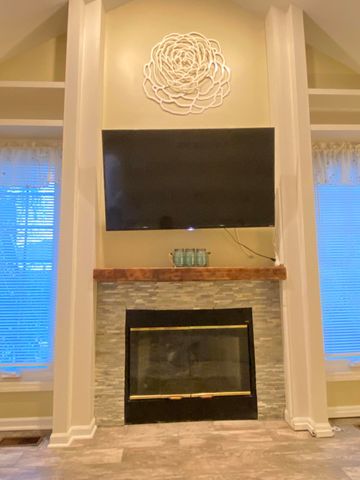 241 Country Club Lane, Canton, MI 48188