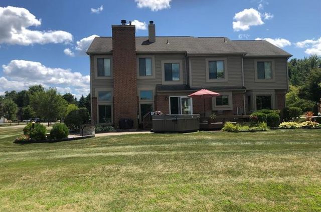 241 Country Club Lane, Canton, MI 48188