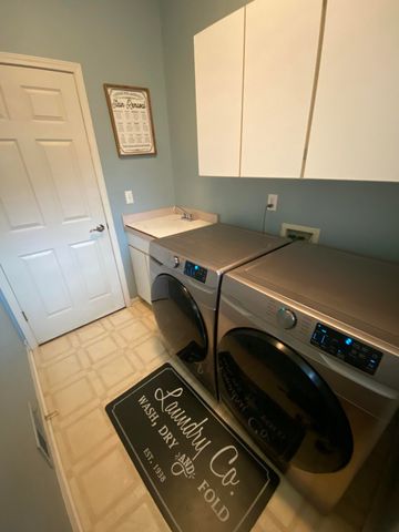 241 Country Club Lane, Canton, MI 48188