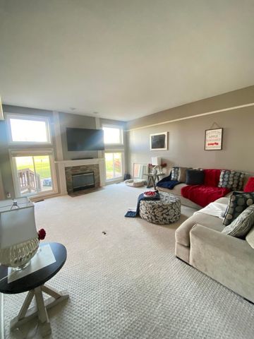 241 Country Club Lane, Canton, MI 48188