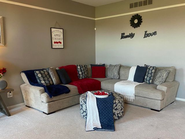 241 Country Club Lane, Canton, MI 48188