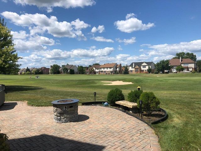 241 Country Club Lane, Canton, MI 48188