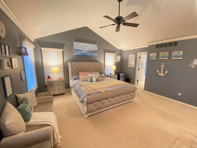 241 Country Club Lane, Canton, MI 48188