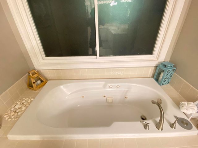 241 Country Club Lane, Canton, MI 48188