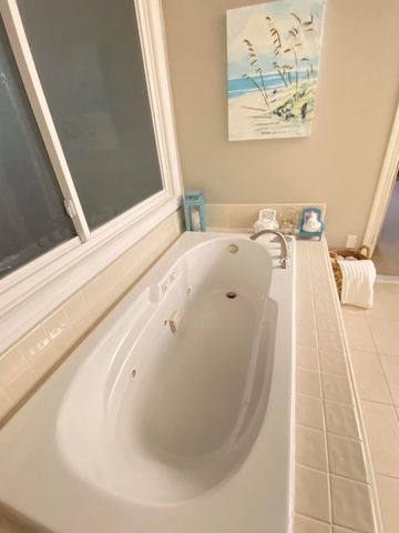 241 Country Club Lane, Canton, MI 48188