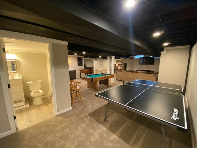 241 Country Club Lane, Canton, MI 48188