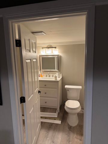 241 Country Club Lane, Canton, MI 48188