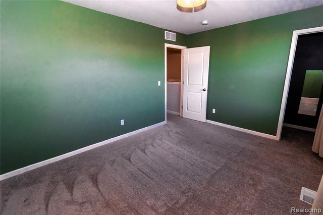 1466 Luxington Drive, Lapeer, MI 48446