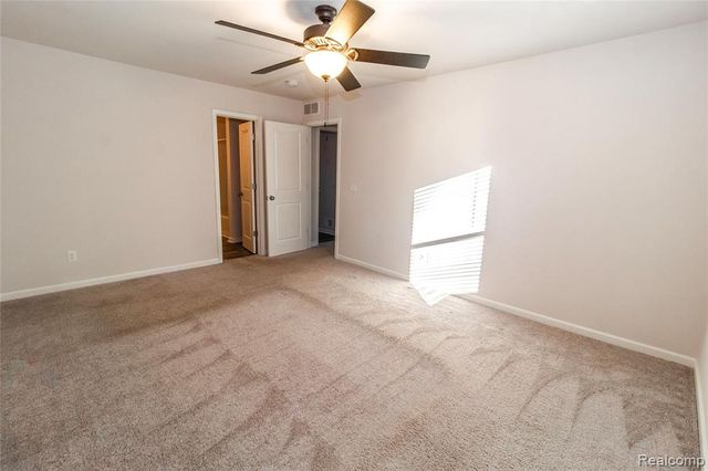 1466 Luxington Drive, Lapeer, MI 48446