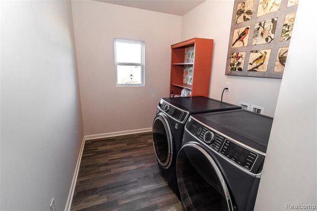 1466 Luxington Drive, Lapeer, MI 48446