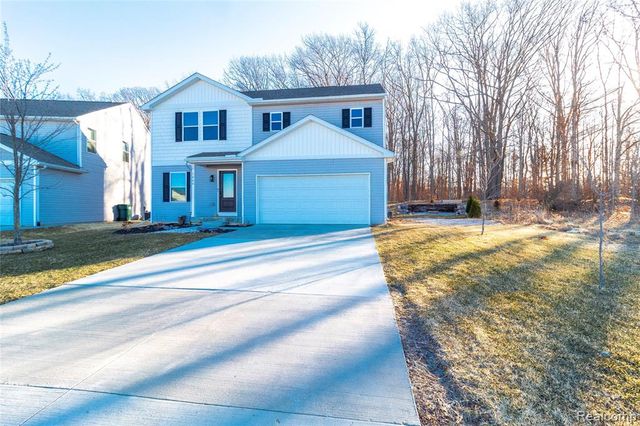 1466 Luxington Drive, Lapeer, MI 48446