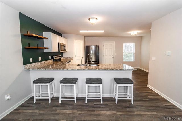 1466 Luxington Drive, Lapeer, MI 48446