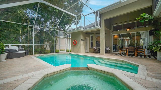 9814 GRETNA GREEN DRIVE, Tampa, FL 33626