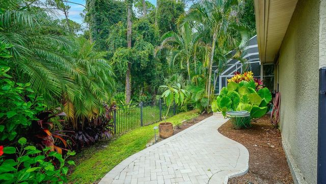 9814 GRETNA GREEN DRIVE, Tampa, FL 33626