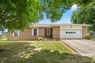 15658 Easterling Road, Pea Ridge, AR 72751