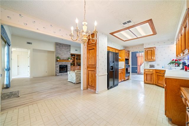 7406 Lugano Dr, Corpus Christi, TX 78413