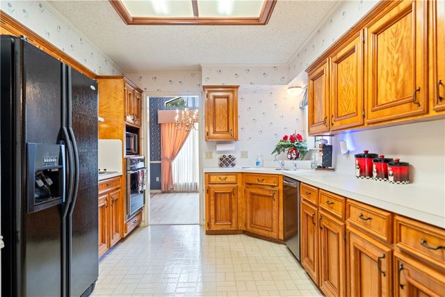 7406 Lugano Dr, Corpus Christi, TX 78413