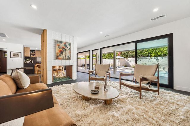 2063 S Broadmoor Drive, Palm Springs, CA 92264