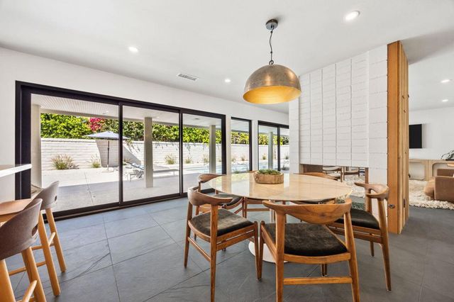 2063 S Broadmoor Drive, Palm Springs, CA 92264