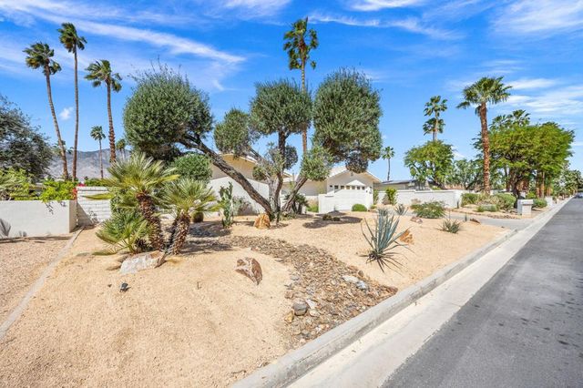 2063 S Broadmoor Drive, Palm Springs, CA 92264