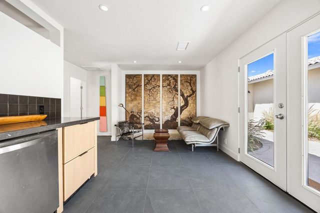 2063 S Broadmoor Drive, Palm Springs, CA 92264