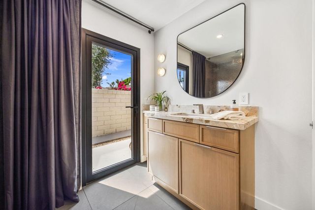 2063 S Broadmoor Drive, Palm Springs, CA 92264