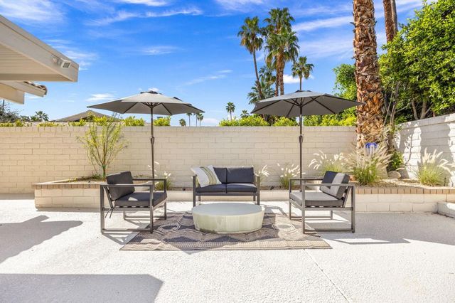 2063 S Broadmoor Drive, Palm Springs, CA 92264