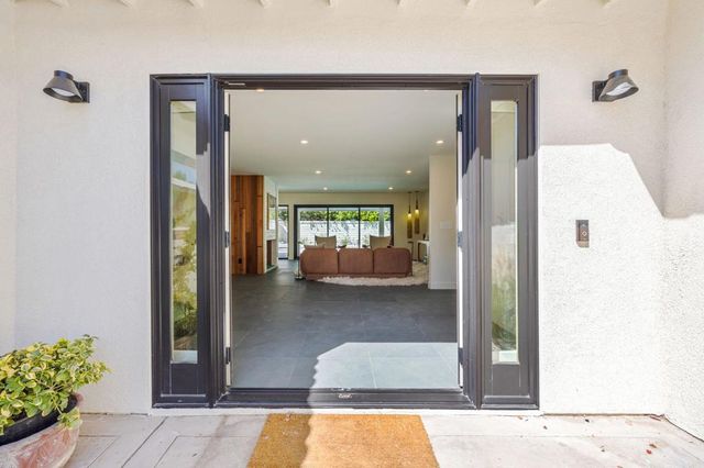 2063 S Broadmoor Drive, Palm Springs, CA 92264