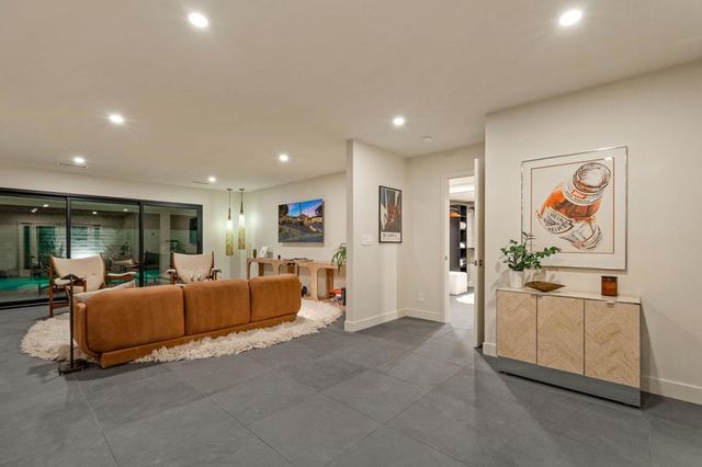 2063 S Broadmoor Drive, Palm Springs, CA 92264